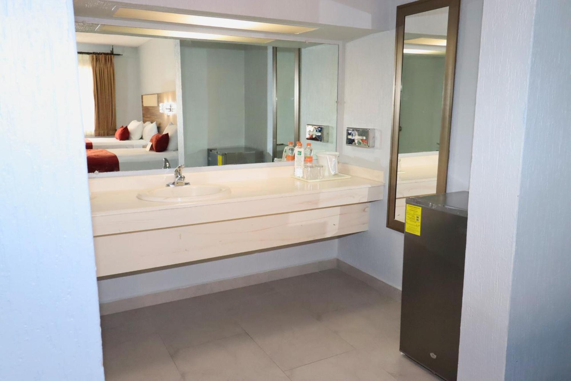 Quality Inn Piedras Negras Extérieur photo